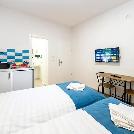 Colours Apartman *